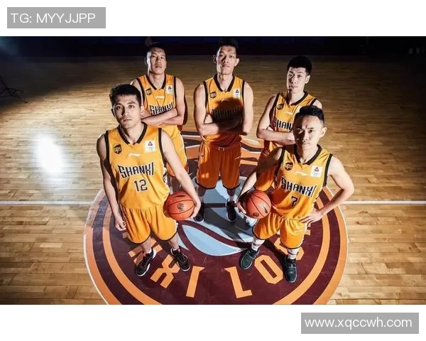 山西男篮啦啦队震撼舞姿引发观众眼花缭乱的全景展示